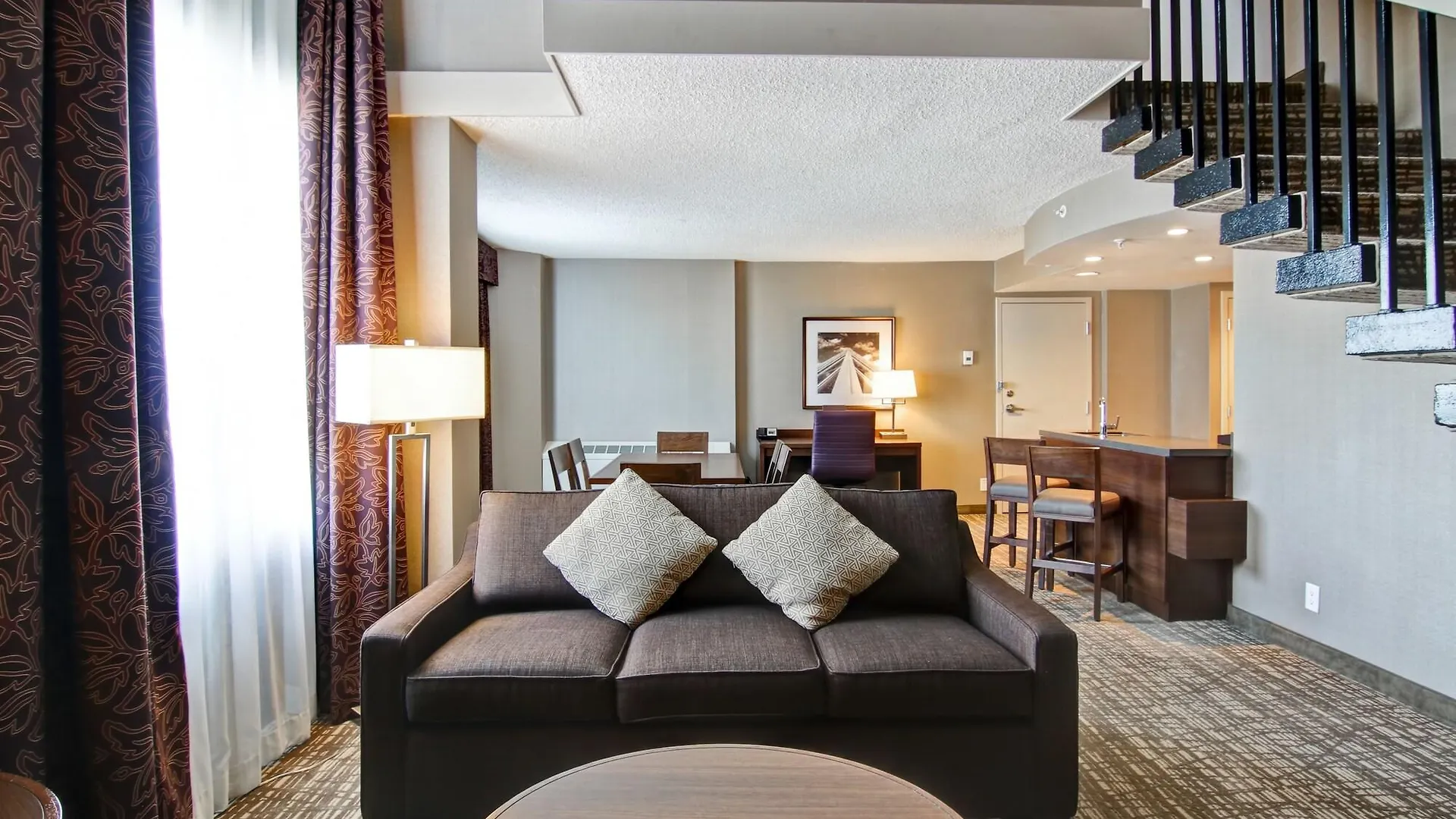 Hotel Doubletree By Hilton West Edmonton
