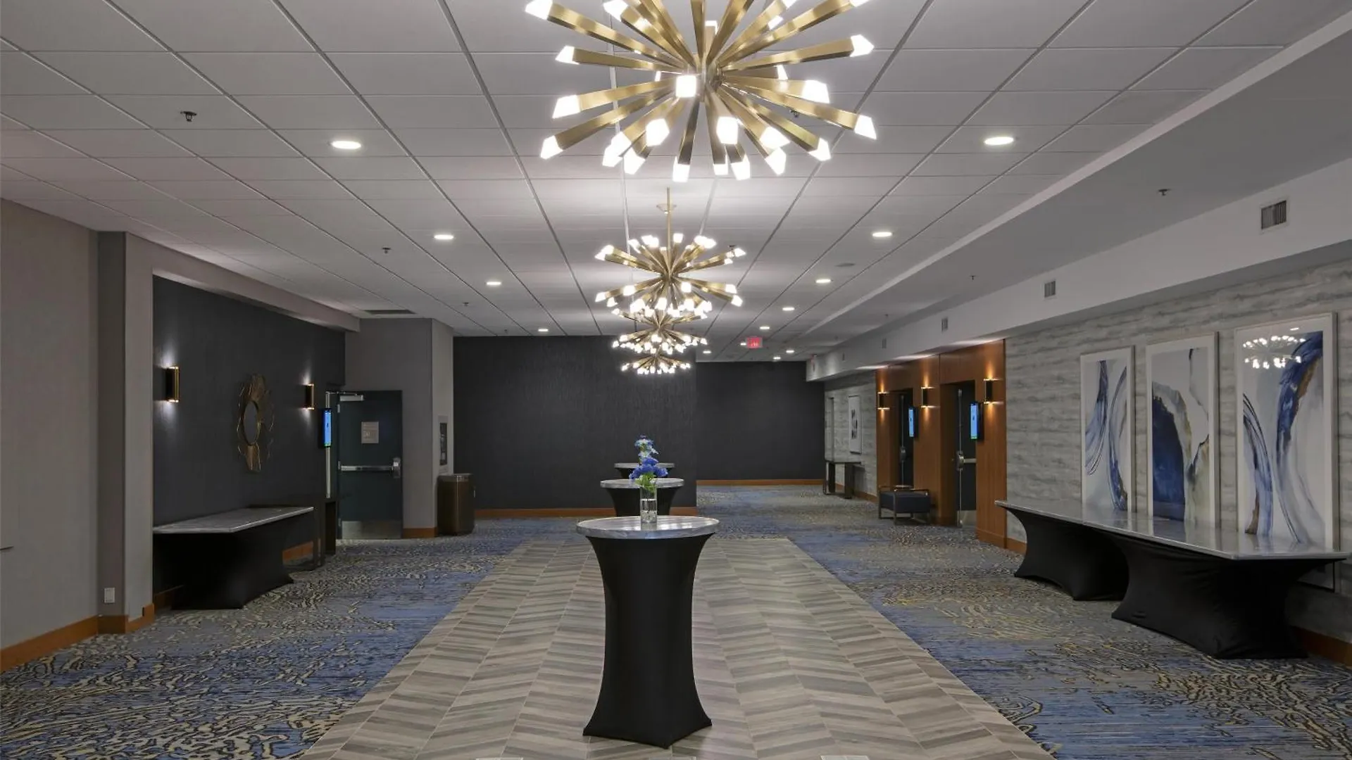 ****  Hotel Doubletree By Hilton West Edmonton Canada
